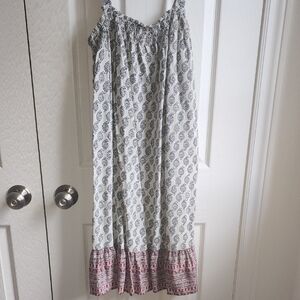 Women’s Cream and Black Midi Sundress with Red Ruffle Hem NEVER WORN!